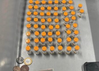 Passageiro é preso com 72 frascos medicamento para emagrecimento no aeroporto de João Pessoa