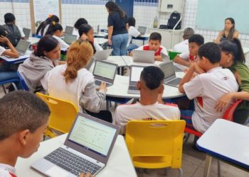 Prefeitura abre inscrições para 100 bolsas de intercâmbio no Reino Unido e no Canadá