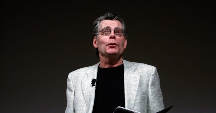 Stephen King em alta: três filmes e uma série chegam aos cinemas e ao streaming até novembro