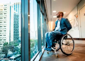 Polilaminina: a descoberta brasileira que pode transformar o tratamento de lesões medulares