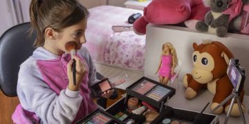 Quando o skincare vira espetáculo: os riscos psico‑sociais e físicos das “Sephora Kids”