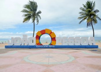 João Pessoa abre inscrições para fotógrafos interessados em atuar no letreiro de Tambaú