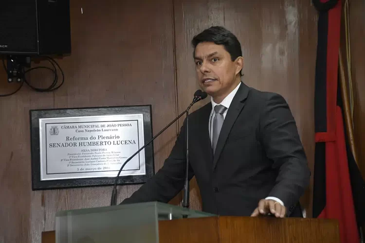 Vereador Raoni Mendes Renuncia à Presidência da CPI dos Combustíveis em João Pessoa