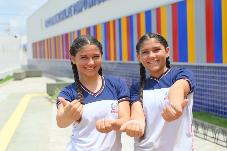 Educação de Juazeiro avança com investimentos em infraestrutura escolar e o fortalecimento da leitura